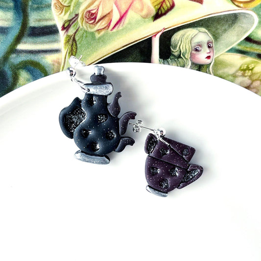 Alice Teapot Earrings, Mad Tea Party Jewelry, Polymer Clay Earrings, Alice in Wonderland, Teacup Earrings, Drink Me Gifts, Tea Lover