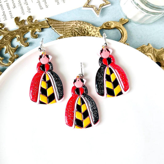 Queen of Hearts Earrings, Alice in Wonderland Jewelry, Original Polymer Earrings, Wonderland Gifts for Girls, Bookish, Alice Gifts